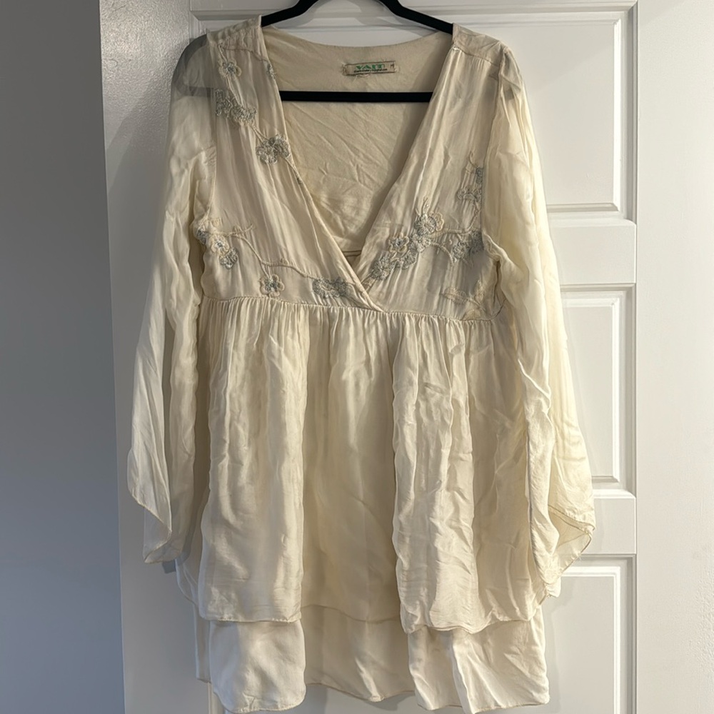 Vann Vintage White Dress